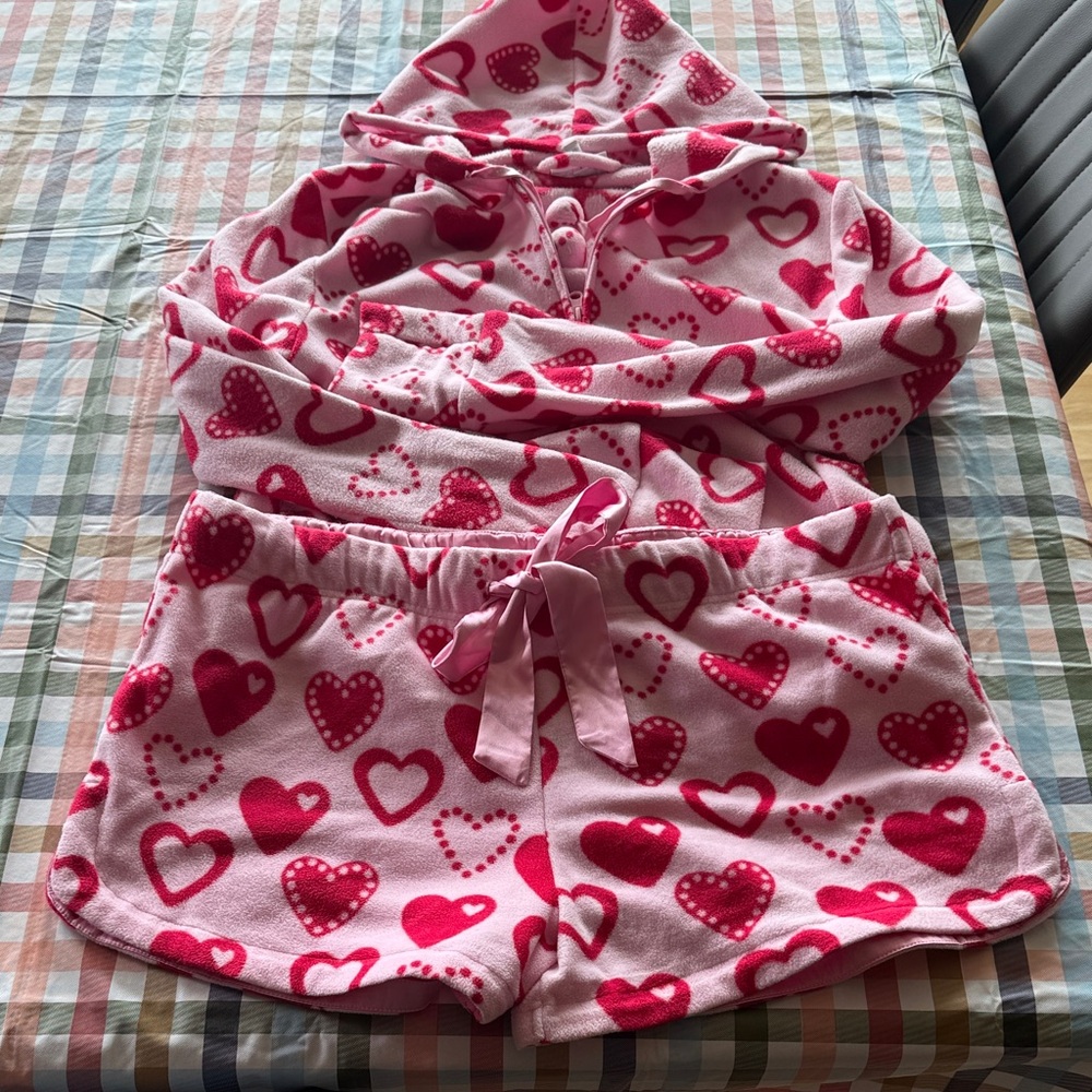 Cozy Pink Heart women’s Pajama Set
